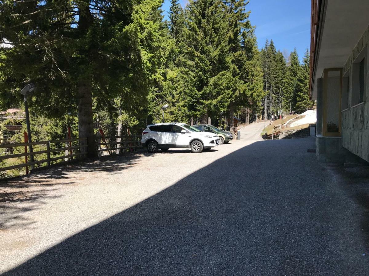 Casa Margherita Apartment Madonna di Campiglio Luaran gambar